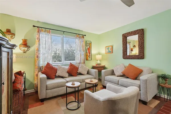 $97,000 | 6260 Northeast 18th Avenue, Unit 823, Fort Lauderdale, FL 33334