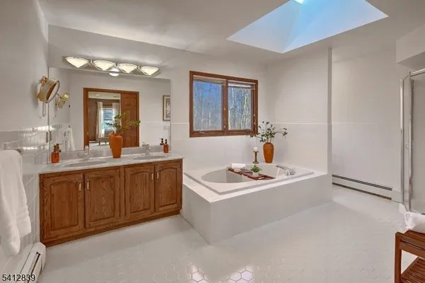 $880,000 | 6 Rock Spring Road, Chester, NJ 07930