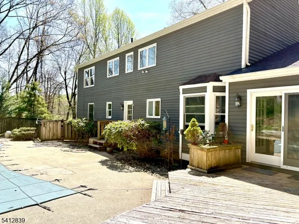 $880,000 | 6 Rock Spring Road, Chester, NJ 07930
