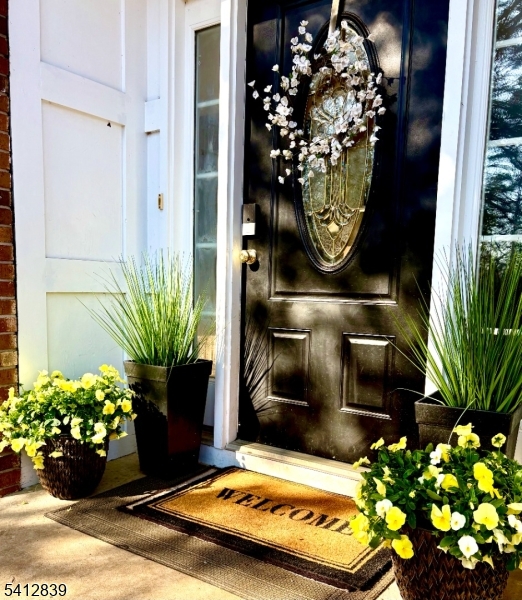 6 Rock Spring Road Chester, NJ 07930 - Photo 4 of 36