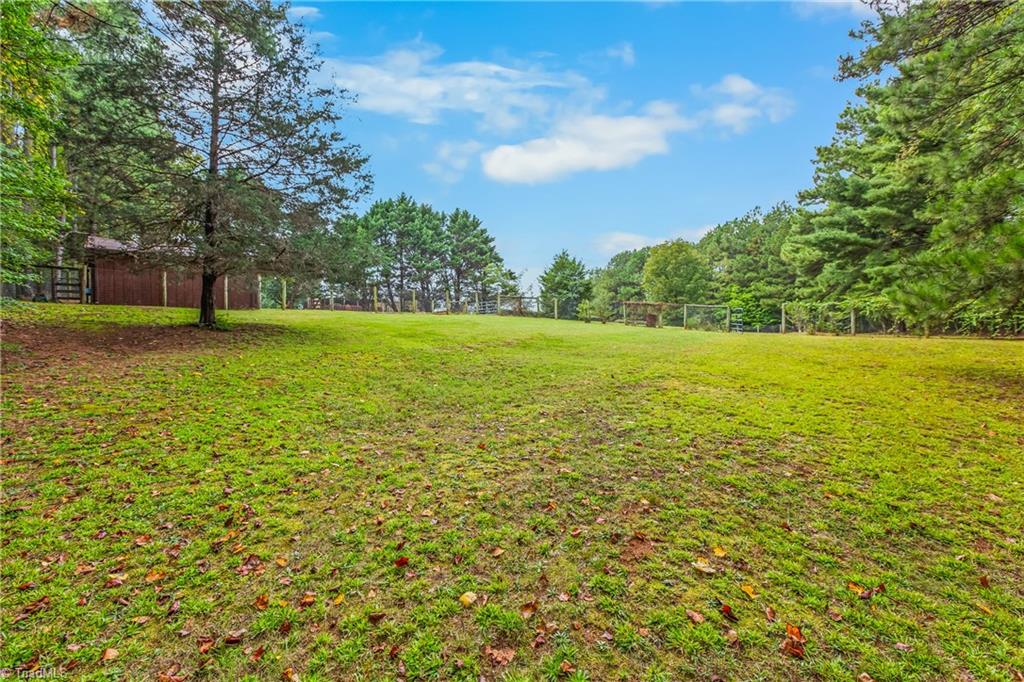 1357 Old Cox Road Asheboro, NC 27205 - Photo 39 of 46 Gallery Image 39