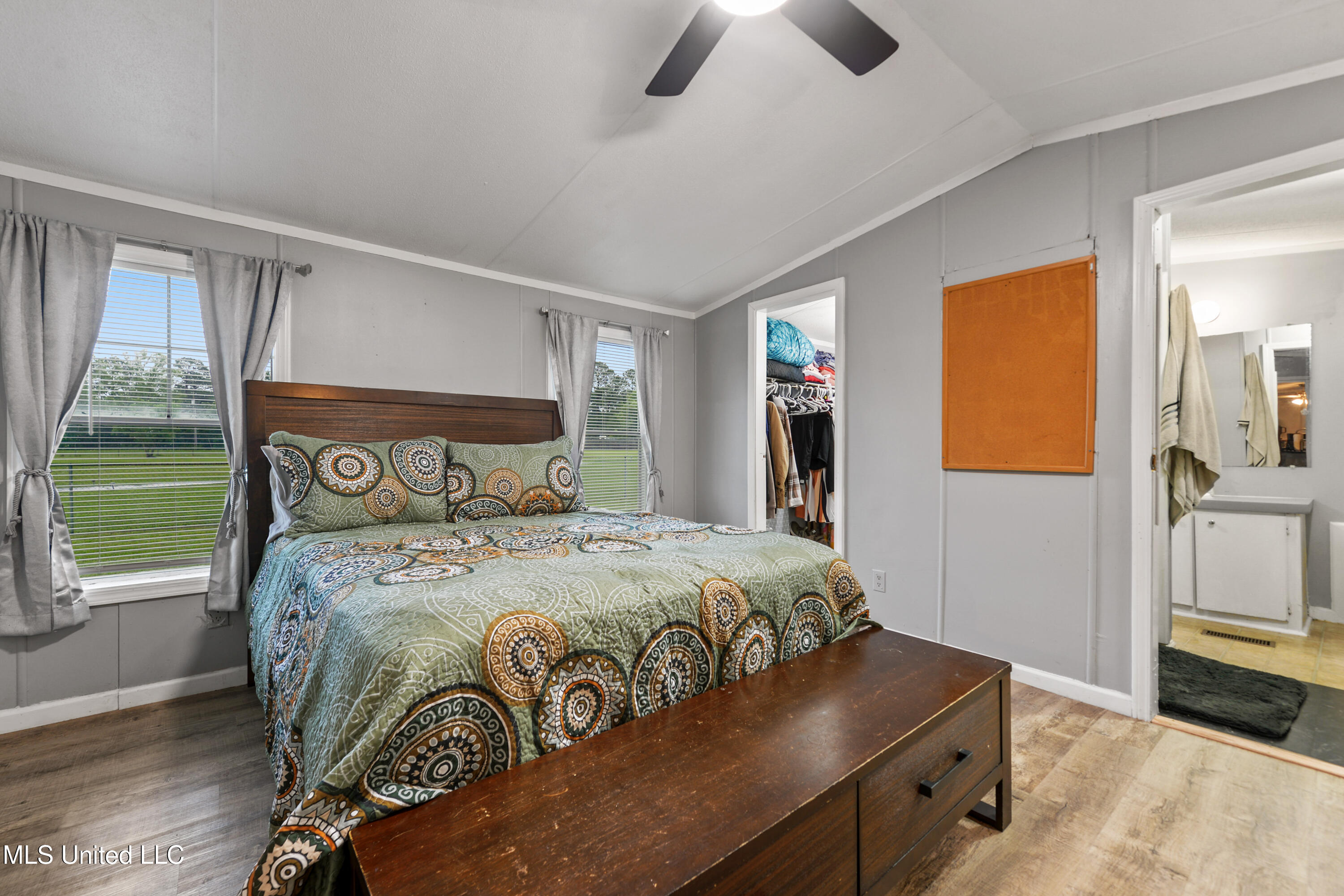 18201 Robinson Road Gulfport, MS 39503 - Photo 13 of 27 013