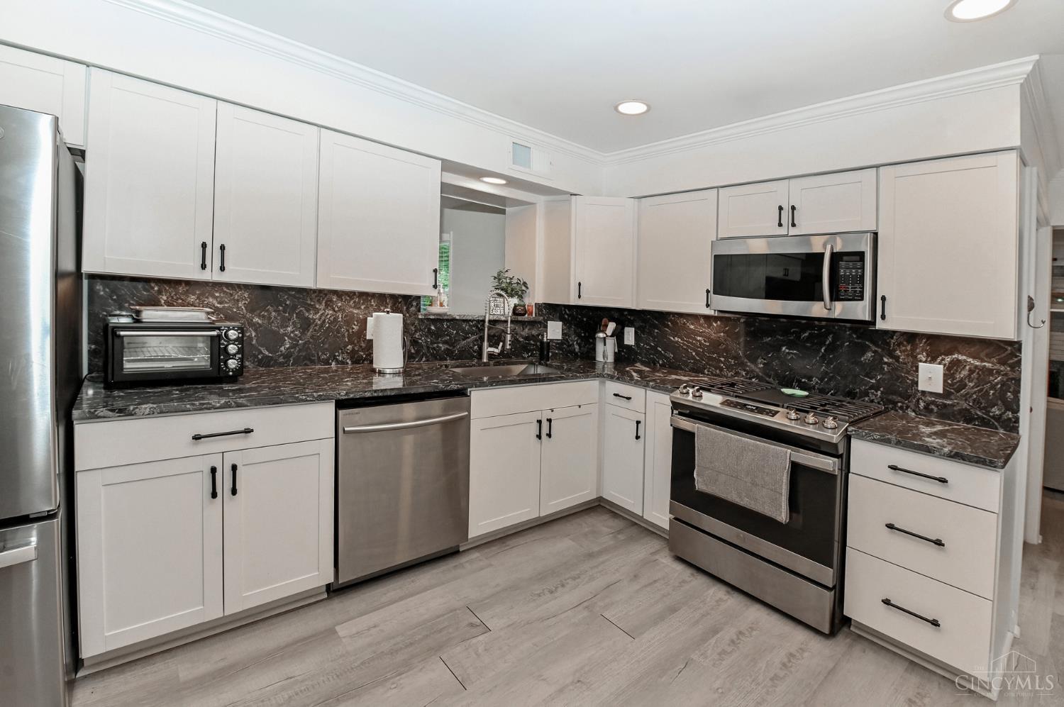 7027 Paddison Road Cincinnati, OH 45230 - Photo 10 of 55 Gallery Image 10