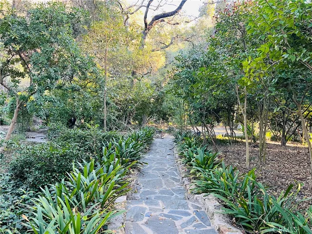 $48,000 | 4110 Woodleigh Lane, La Canada Flintridge, CA 91011