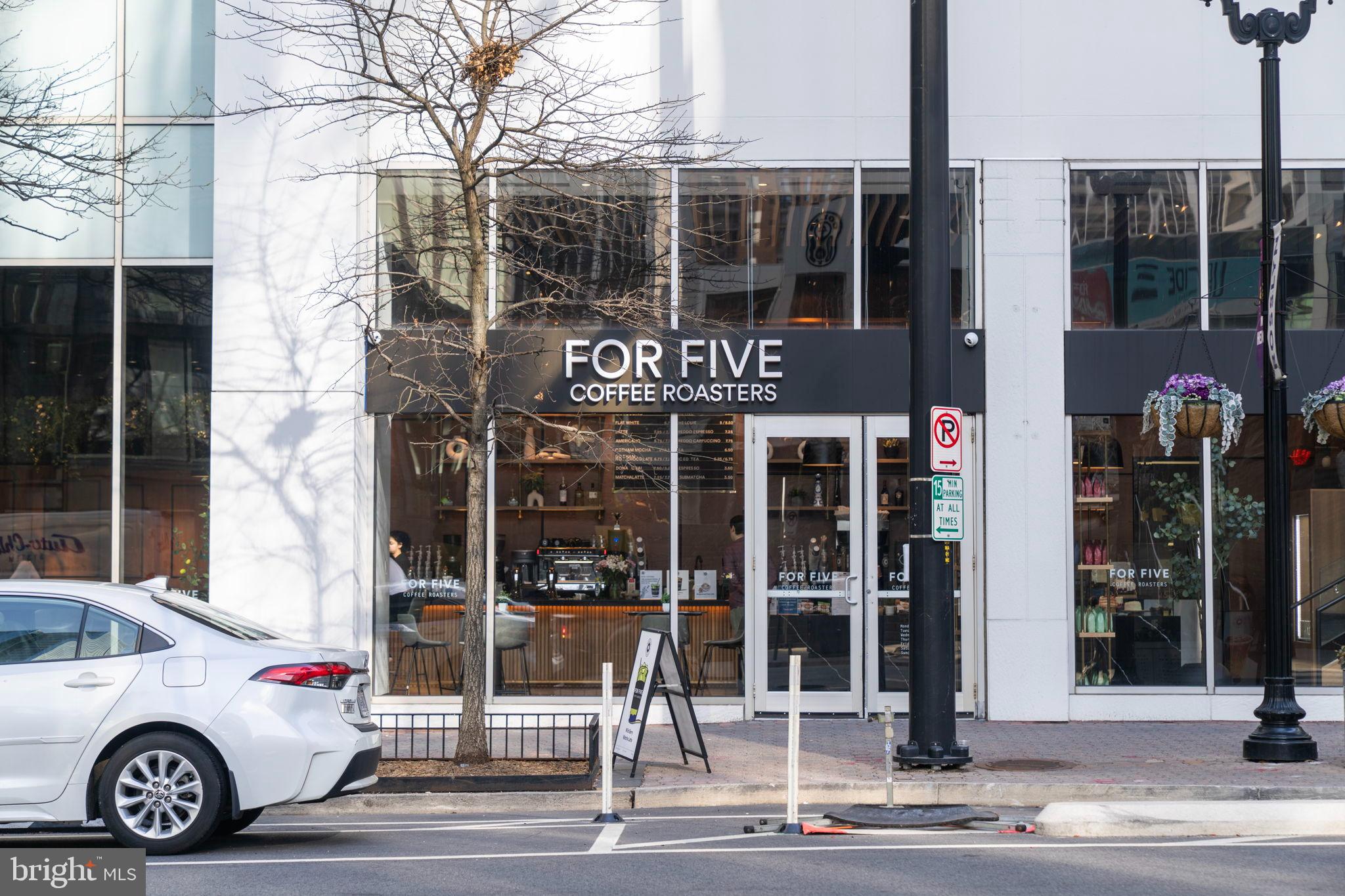 2105 North Rolfe Street, Unit A Arlington, VA 22209 - Photo 45 of 56