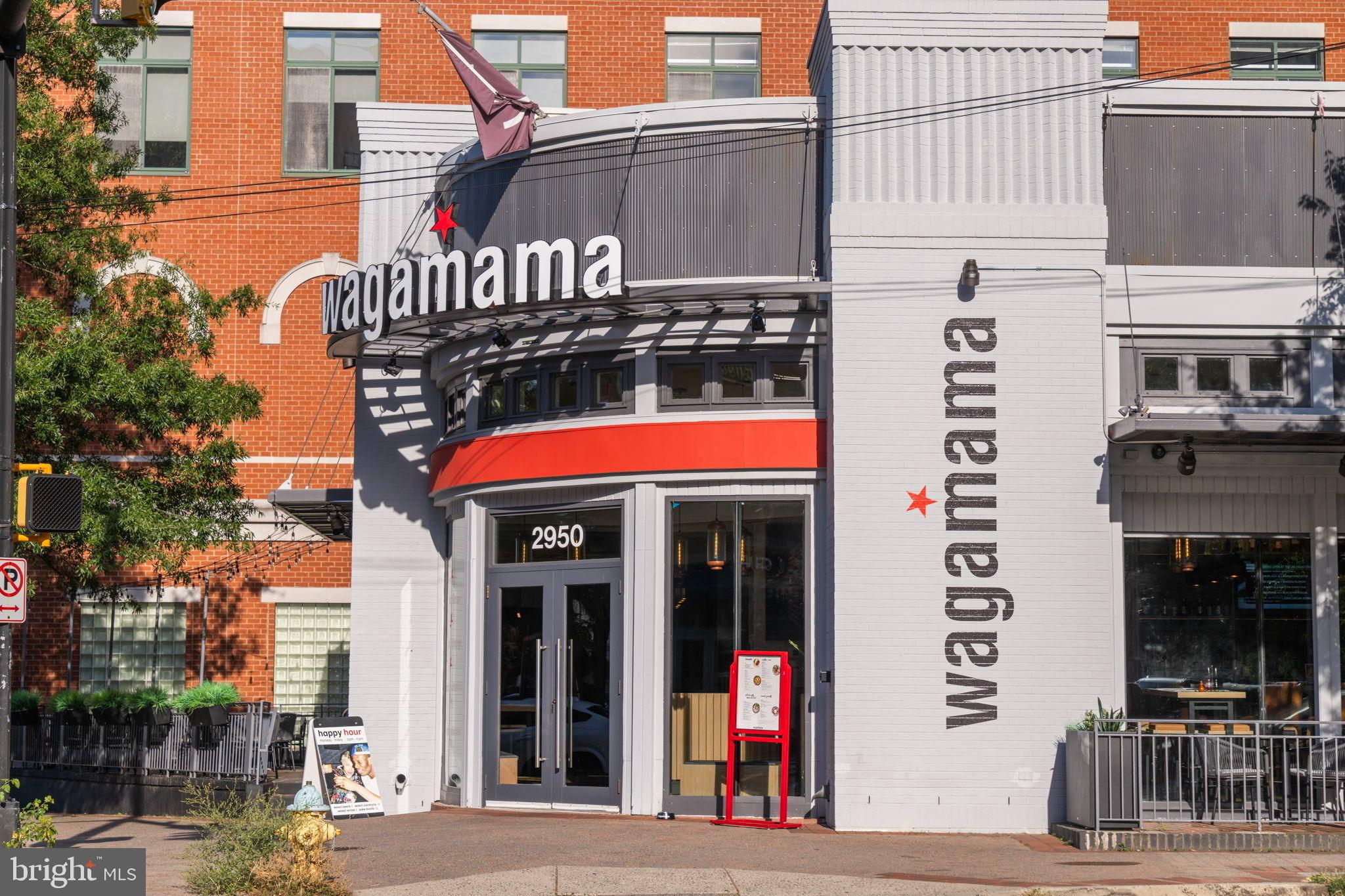 2105 North Rolfe Street, Unit A Arlington, VA 22209 - Photo 54 of 56 a view of a building with street