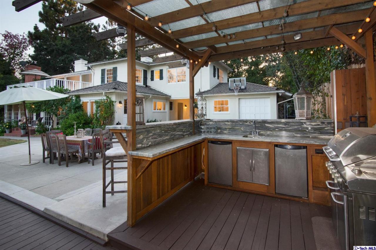 1814 Midlothian Drive Altadena, CA 91001 - Photo 42 of 42 a view of a chairs and table in a patio