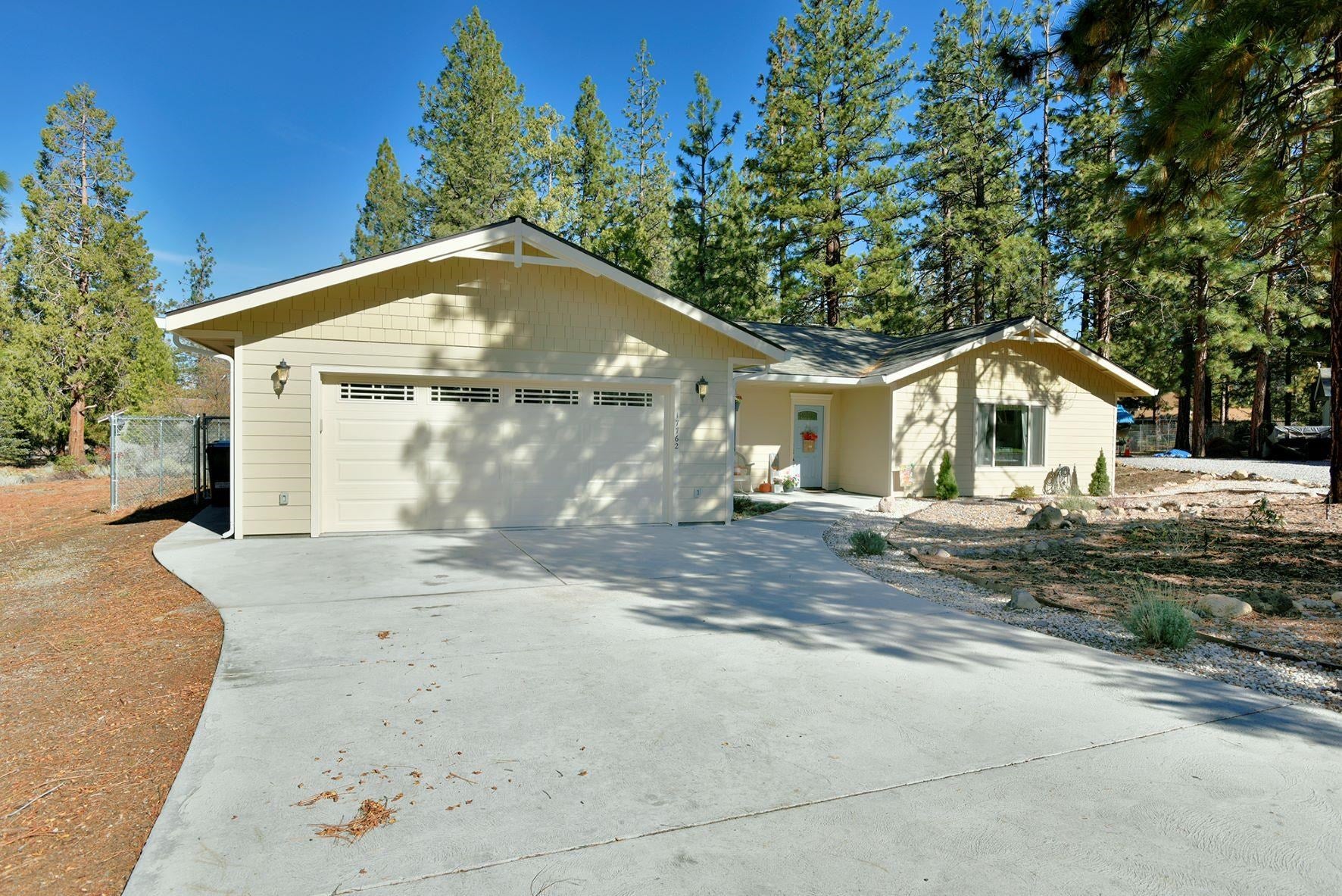 17762 Fisher Road Weed, CA 96094 - Photo 2 of 27 Gallery Image 2