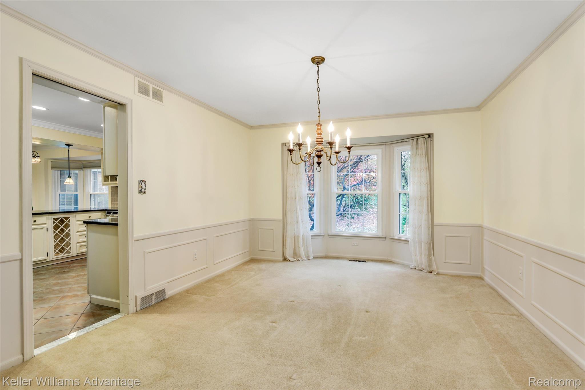 229 Aintree Road Rochester, MI 48306 - Photo 7 of 40 Formal dining room with bay window