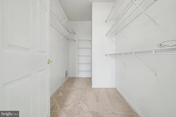 $330,000 | 146 Masterson Court, Ewing, NJ 08618