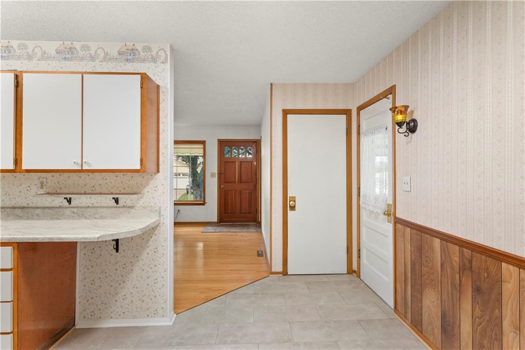3917 South Spring Street Independence, MO 64055 - Photo 17 of 31