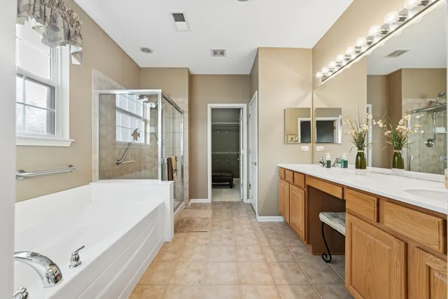 $465,000 | 2156 Sandpiper Way, Elgin, IL 60124