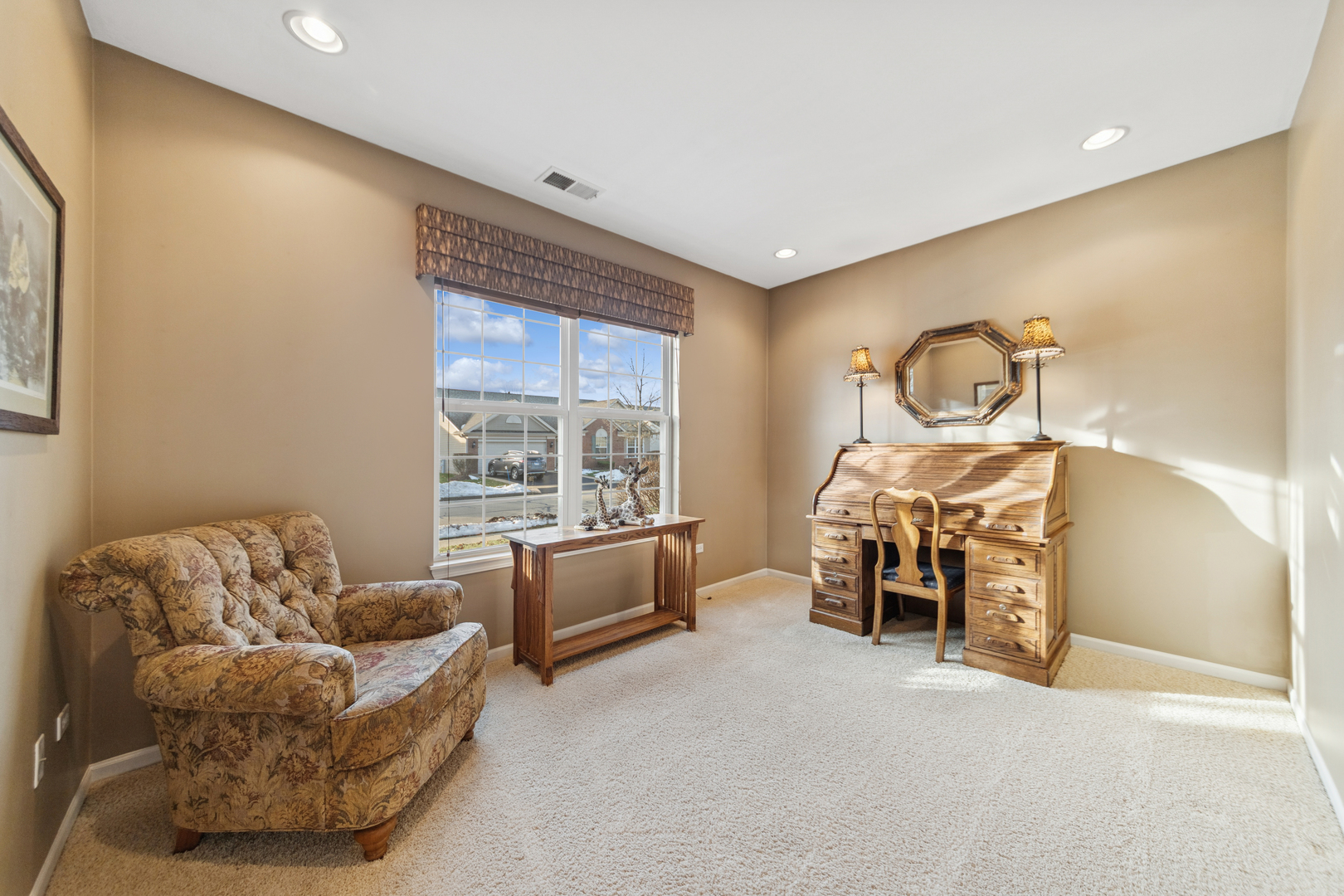 2156 Sandpiper Way Elgin, IL 60124 - Photo 2 of 20