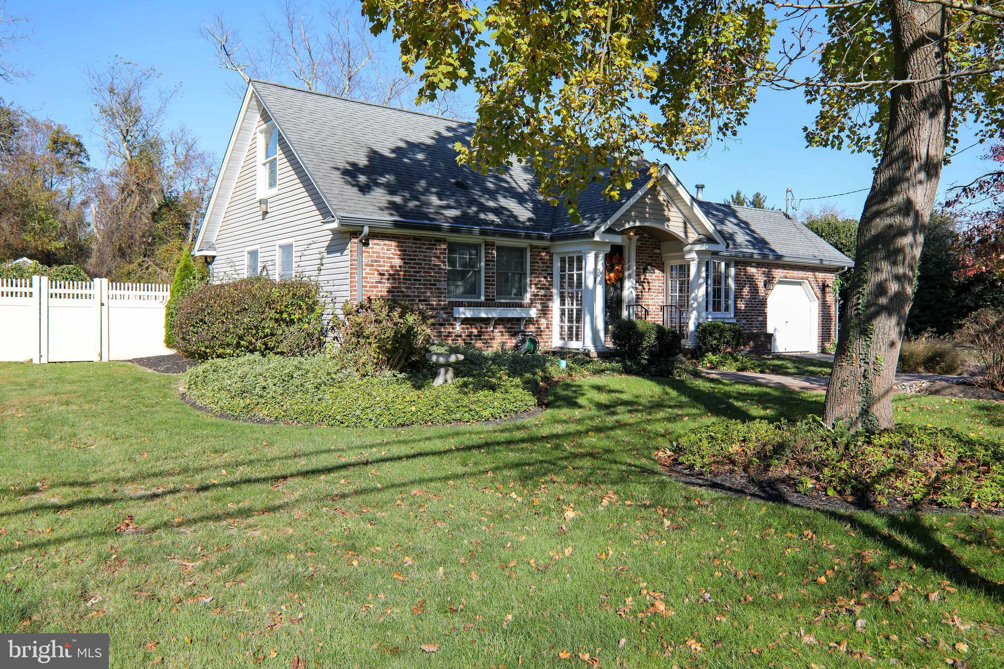183 Hopewell Road West Berlin, NJ 08091 - Photo 3 of 37 Exterior Side