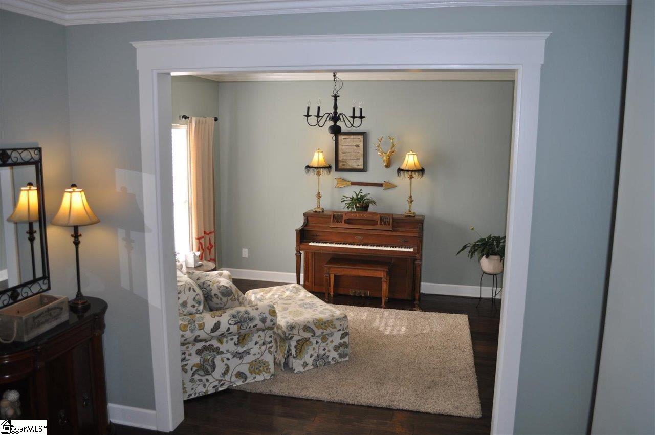 104 Ridgeleigh Way Simpsonville, SC 29681 - Photo 5 of 25 Gallery Image 5