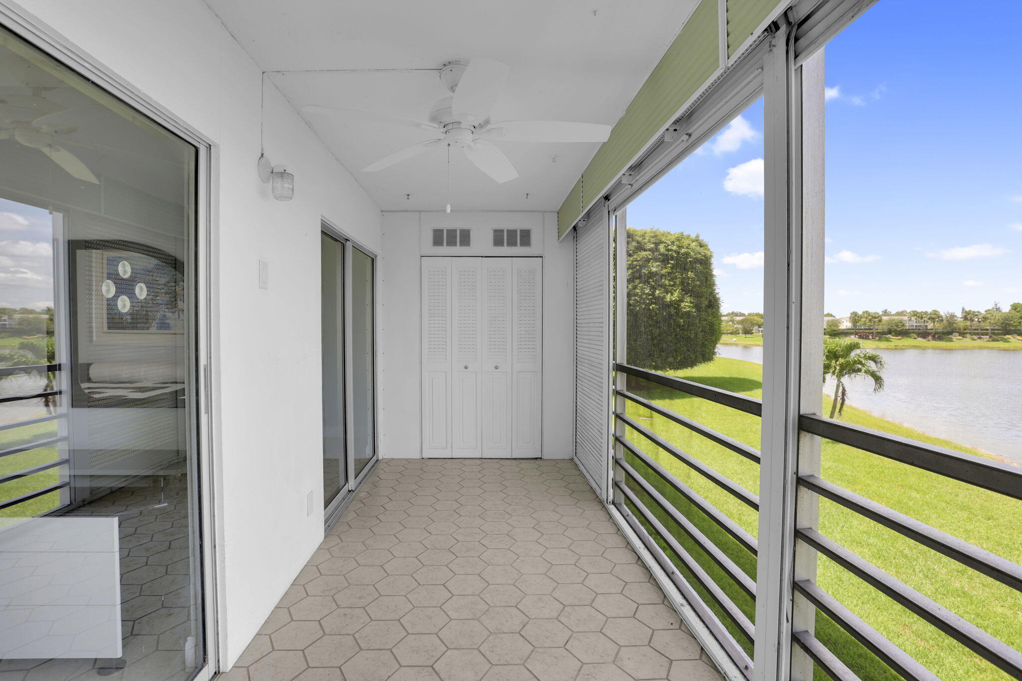 2070 Exeter Boca Raton, FL 33434 - Photo 18 of 21 21-web-or-mls-0E2A1595