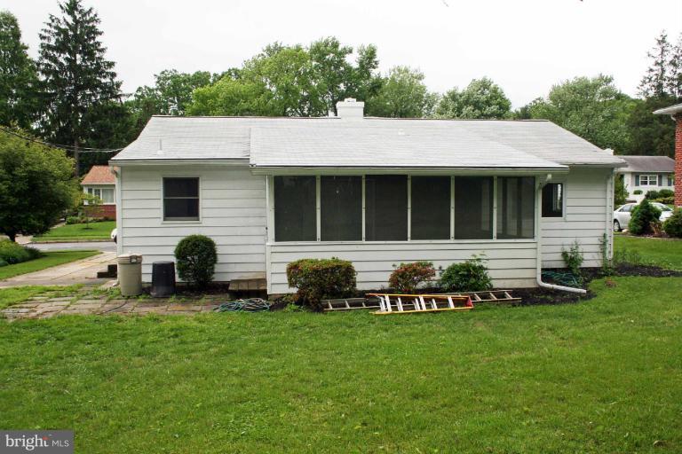 212 Quaker Ridge Road Lutherville-Timonium, MD 21093 - Photo 16 of 28 Exterior (Rear)