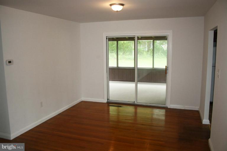 212 Quaker Ridge Road Lutherville-Timonium, MD 21093 - Photo 19 of 28 Dining Room