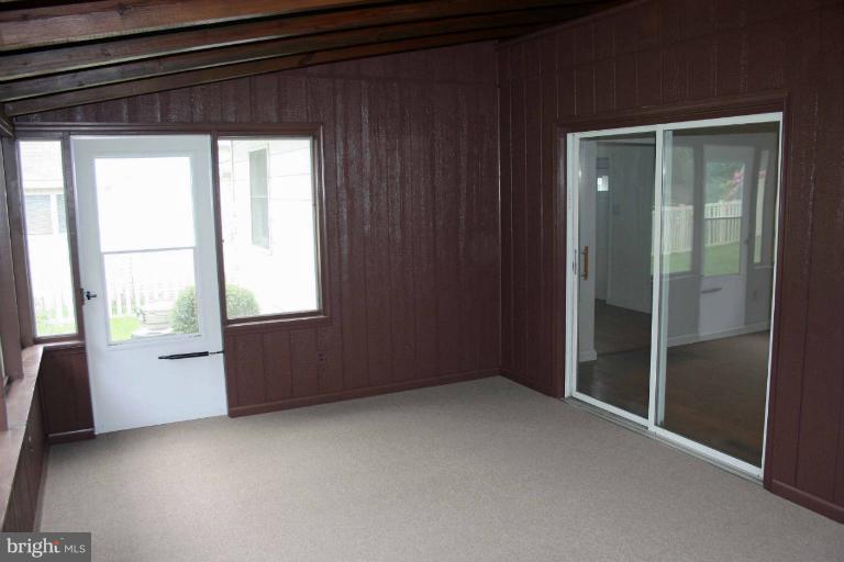 212 Quaker Ridge Road Lutherville-Timonium, MD 21093 - Photo 5 of 28 Family Room - Sunroom