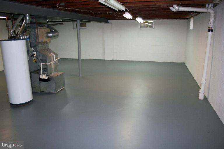 212 Quaker Ridge Road Lutherville-Timonium, MD 21093 - Photo 10 of 28 Basement