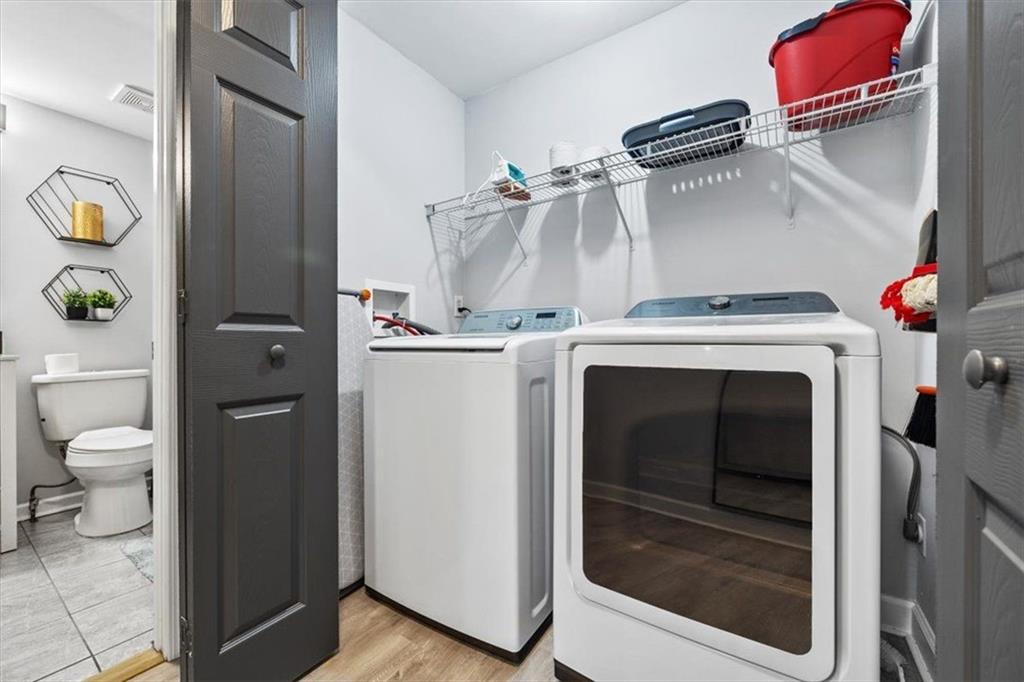 2659 Glenvalley Drive Decatur, GA 30032 - Photo 56 of 59 a utility room with dryer and washer