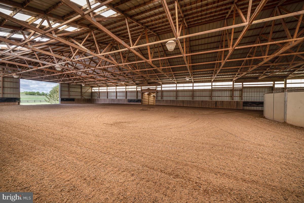 1384 Bon-Ox Road Gettysburg, PA 17325 - Photo 87 of 100 Large indoor Arena