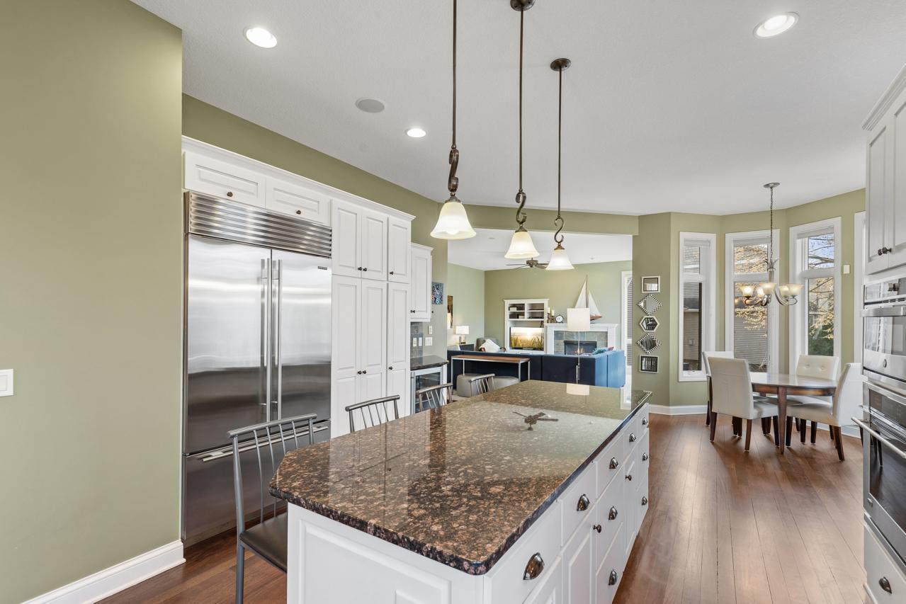 9106 Cold Stream Lane Eden Prairie, MN 55347 - Photo 6 of 64