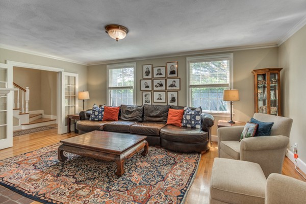 5 Chardon Road Winchester, MA 01890 - Photo 6 of 30 Gallery Image 6