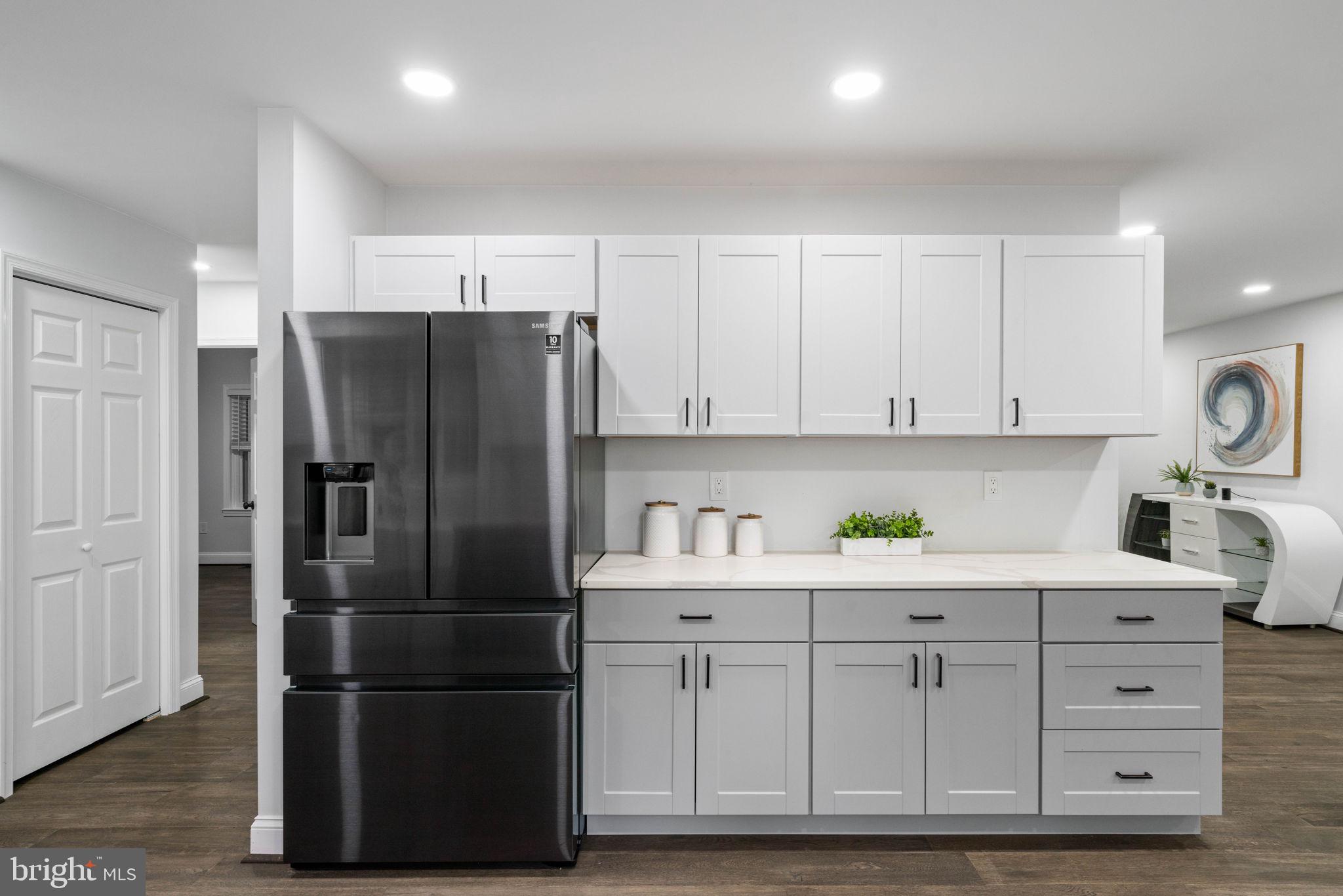 6555 Davis Ford Road Manassas, VA 20111 - Photo 13 of 59 Gorgeous Shaker Cabinetry