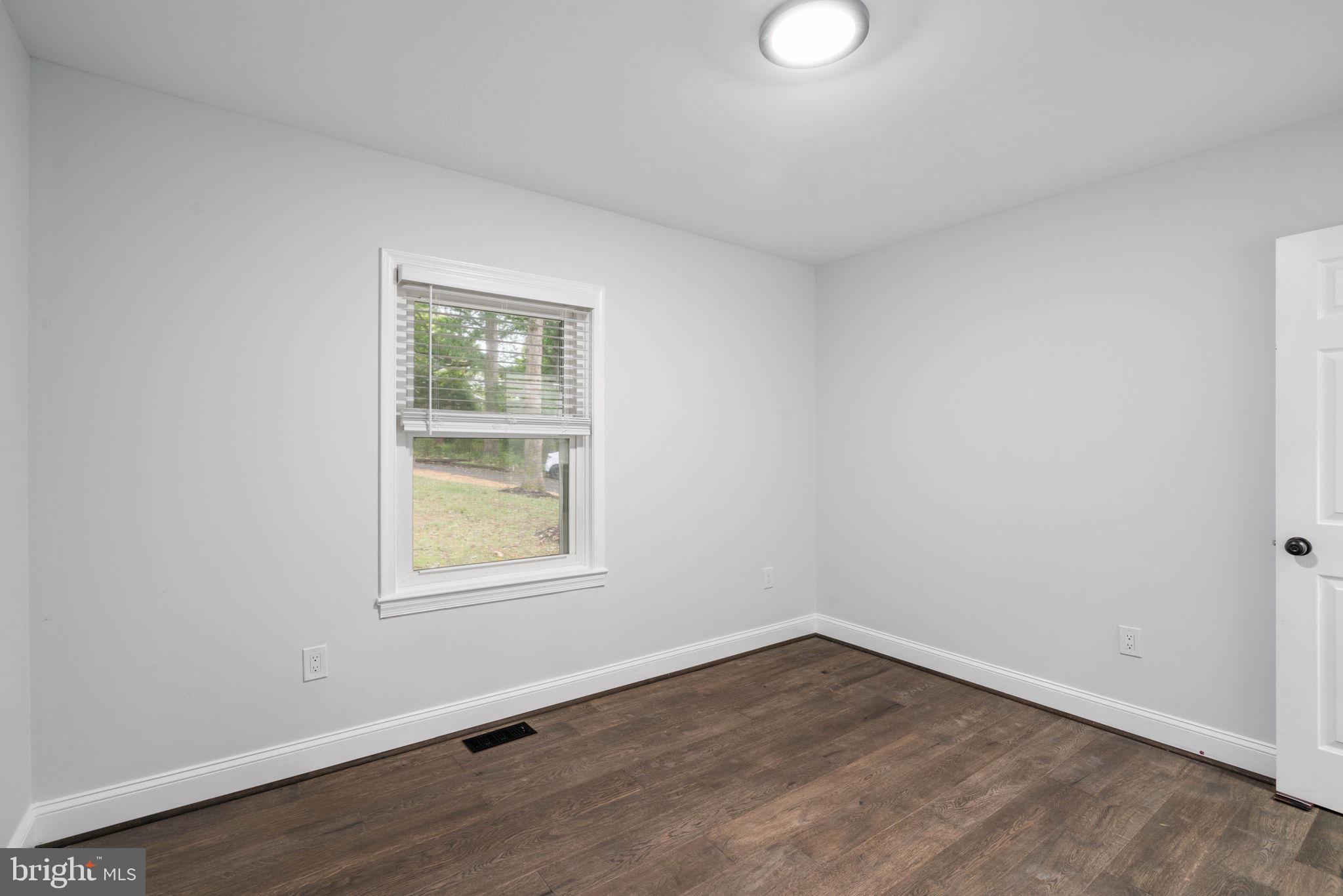 6555 Davis Ford Road Manassas, VA 20111 - Photo 28 of 59 Bedroom #3