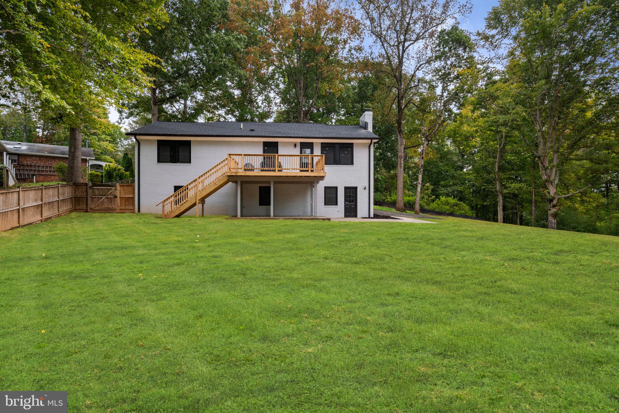 6555 Davis Ford Road Manassas, VA 20111 - Photo 55 of 59 Back of House