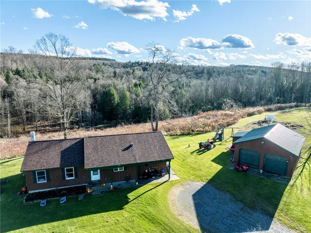 $275,000 | 268 Armstrong Road, Plainfield, NY 13491