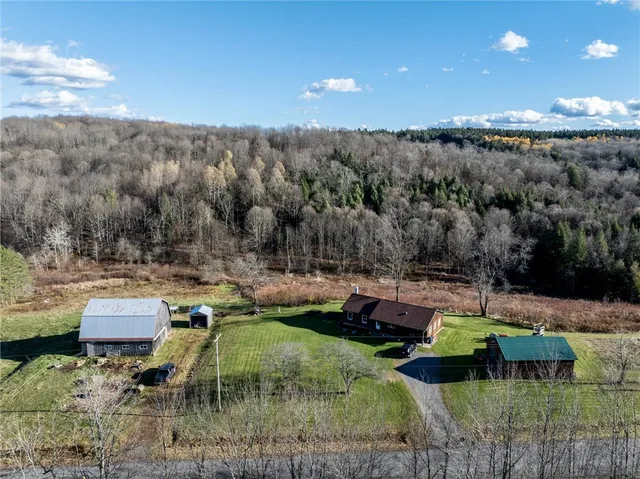 $275,000 | 268 Armstrong Road, Plainfield, NY 13491