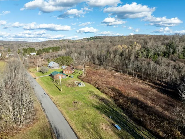 $275,000 | 268 Armstrong Road, Plainfield, NY 13491