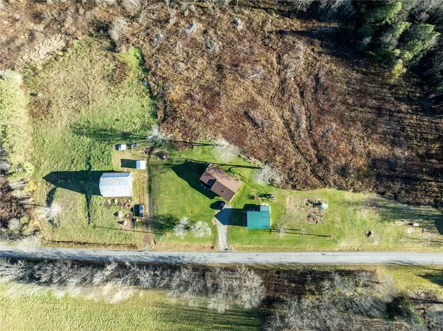 $275,000 | 268 Armstrong Road, Plainfield, NY 13491