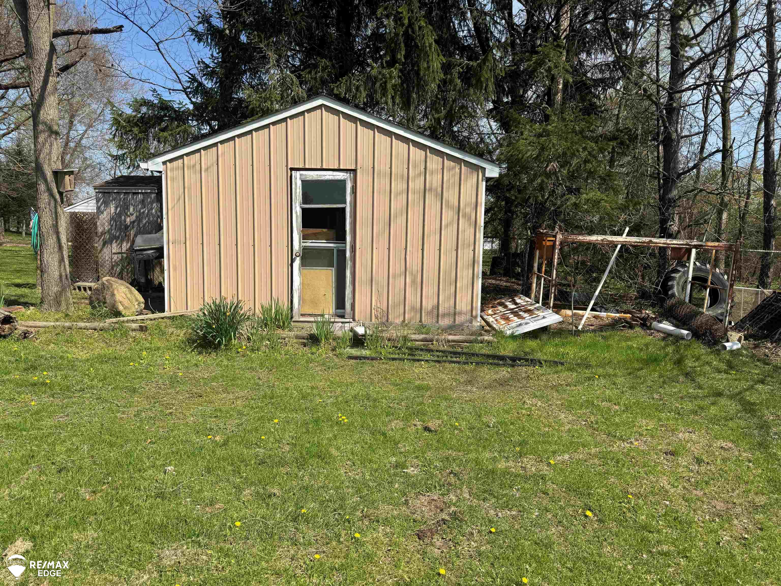 5262 East Coldwater Road Flint, MI 48506 - Photo 9 of 19