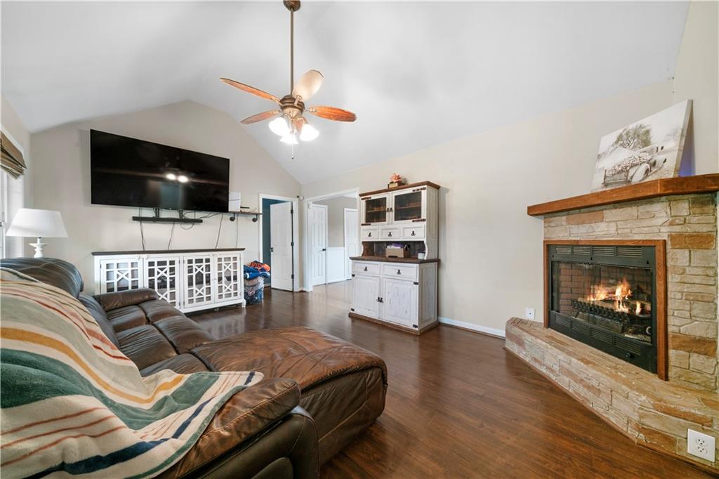 372 Jake Whorton Road Silver Creek, GA 30173 - Photo 6 of 37