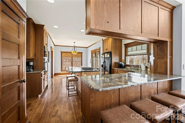 $1,100,000 | 430 Pkwy N Road, Mill Spring, NC 28756