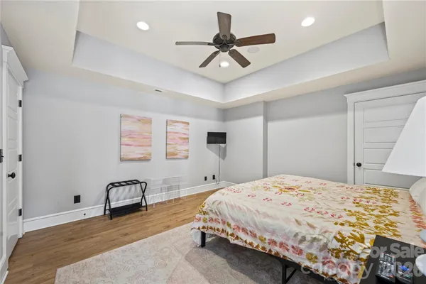 $1,100,000 | 430 Pkwy N Road, Mill Spring, NC 28756