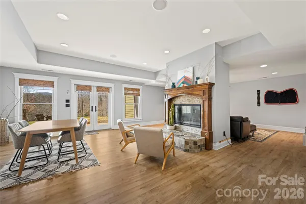 $1,100,000 | 430 Pkwy N Road, Mill Spring, NC 28756