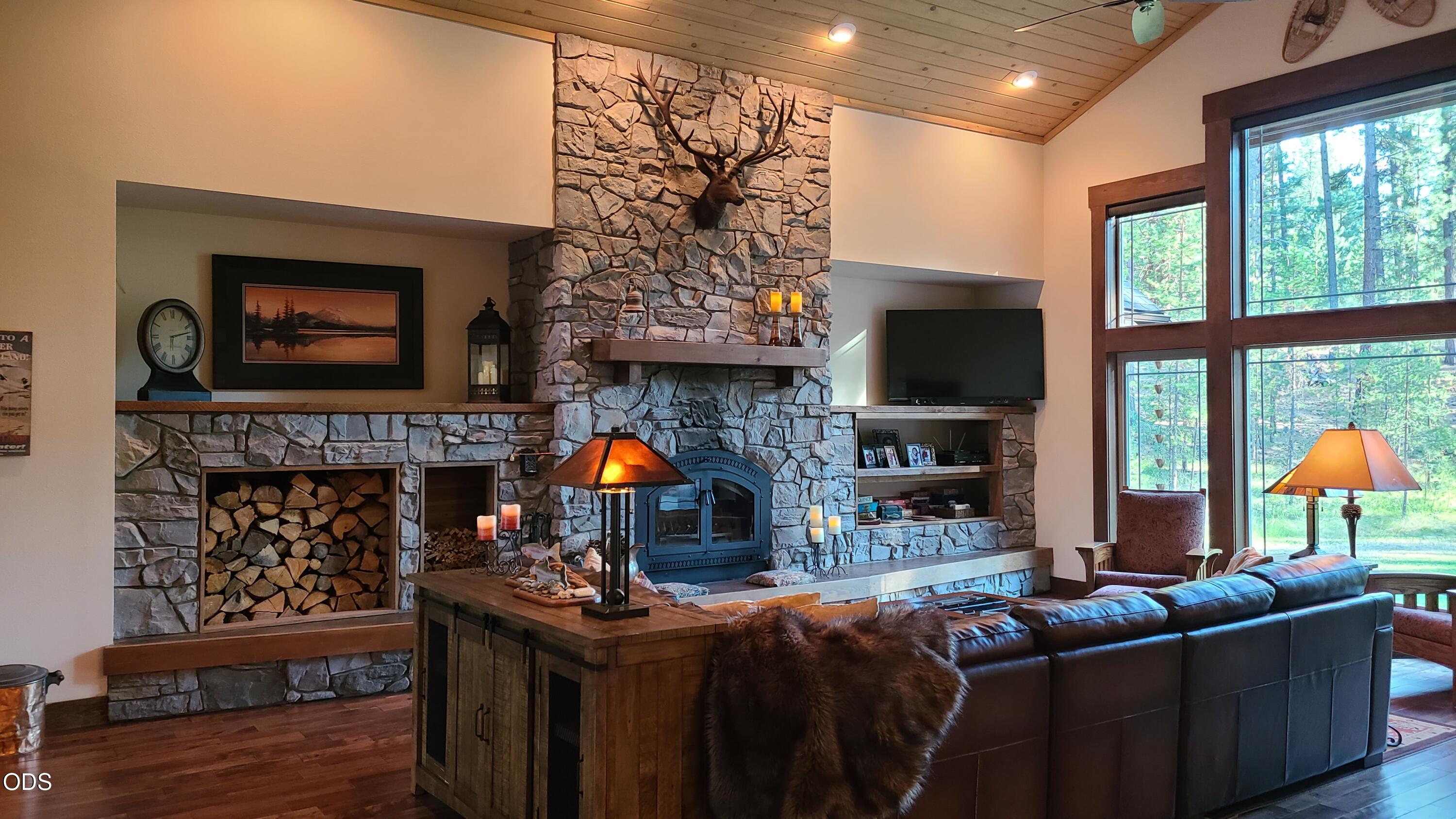 54937 Forest Lane Bend, OR 97707 - Photo 23 of 61
