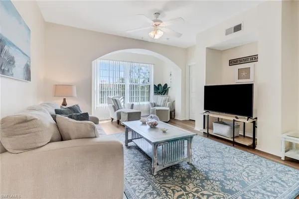 $1,800 | 23600 Walden Center Drive, Unit 304, Estero, FL 34134
