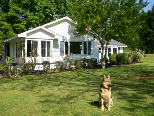 208 State Rd S-42-729 Wellford, SC 29385 - Photo 3 of 24 Gallery Image 3
