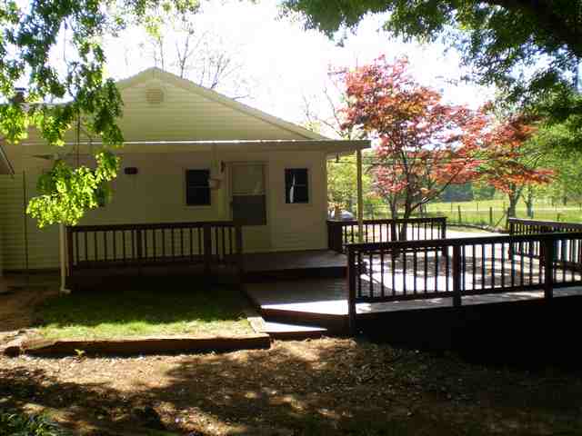 208 State Rd S-42-729 Wellford, SC 29385 - Photo 5 of 24 Gallery Image 5