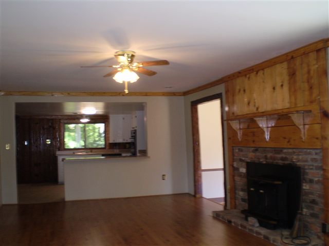 208 State Rd S-42-729 Wellford, SC 29385 - Photo 10 of 24 Gallery Image 10