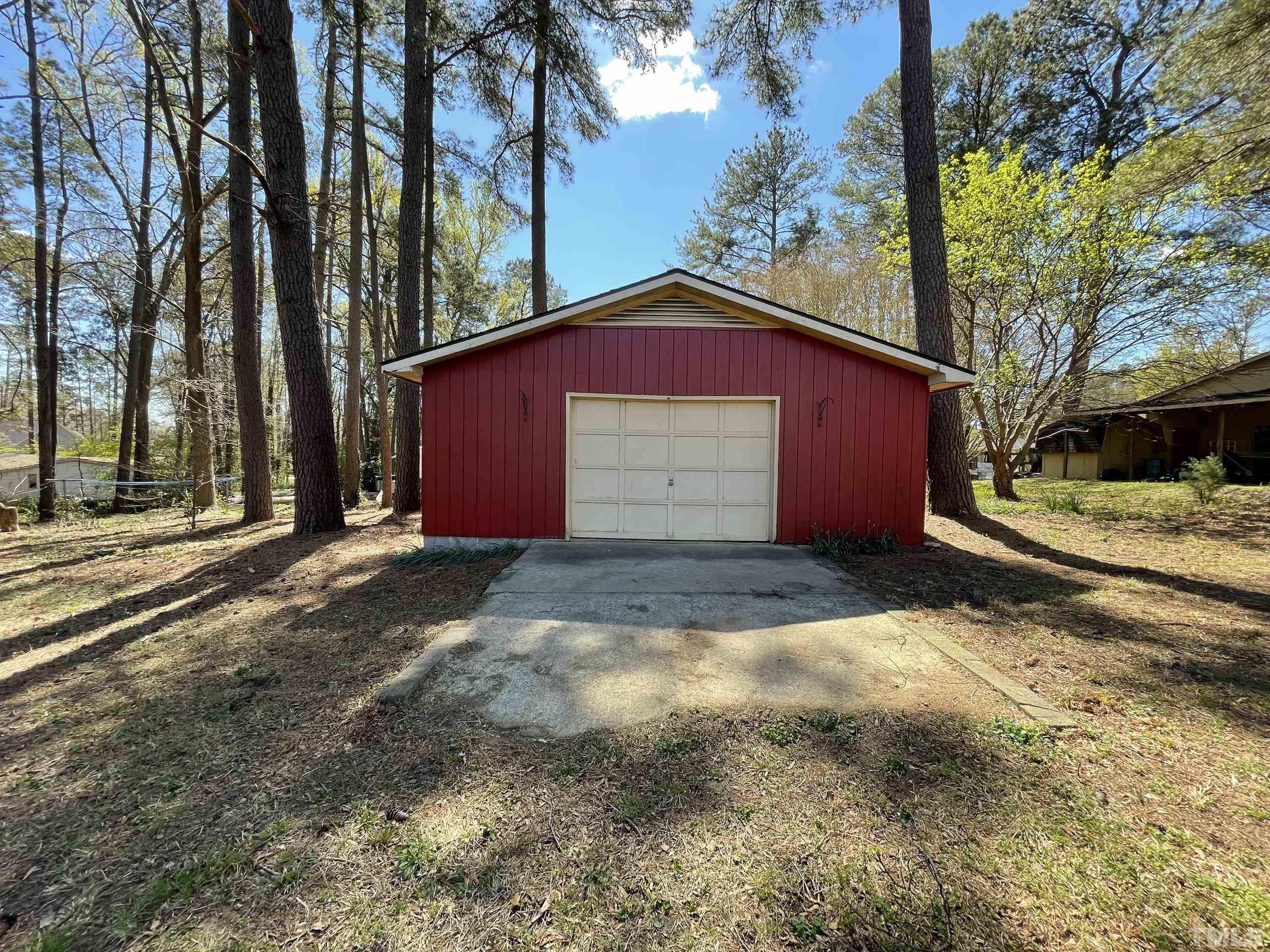 6251 Tryon Road Cary, NC 27518 - Photo 24 of 29 Gallery Image 24
