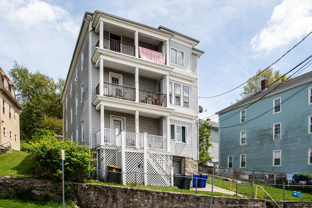 293 Crescent Street Fall River, MA 02720 - Photo 3 of 8