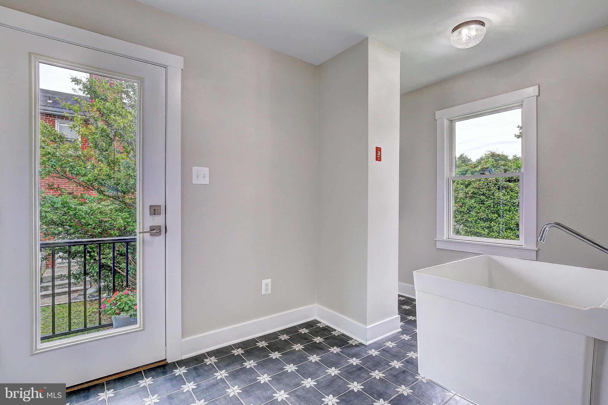 841 Spa Road Annapolis, MD 21401 - Photo 32 of 36 Huge laundry room/ mudroom