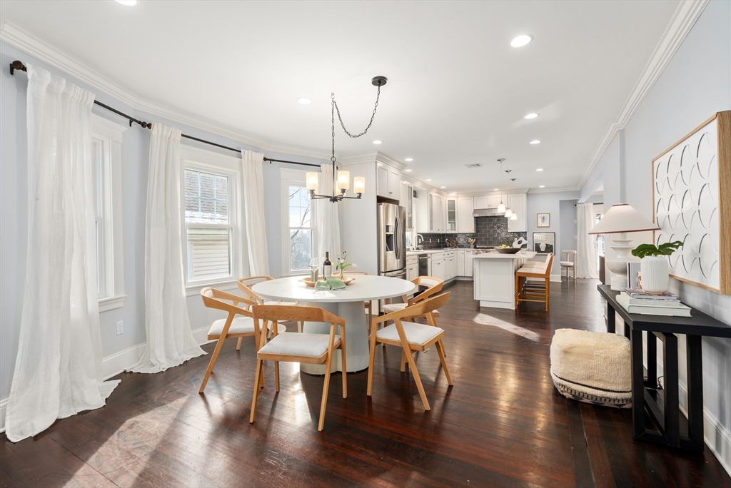 20 Manthorne Road, Unit 2 Boston, MA 02132 - Photo 5 of 36