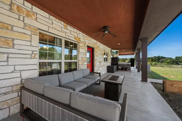 $659,900 | 825 Recreational Road 255, Colmesneil, TX 75938